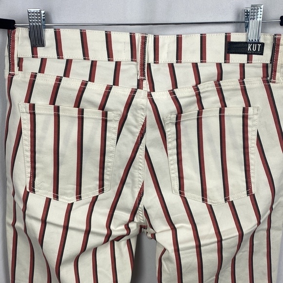 Kut from the Kloth Reese High Rise Ankle Straight Raw Hem Ivory/Right - Size 2 - Picture 12 of 14